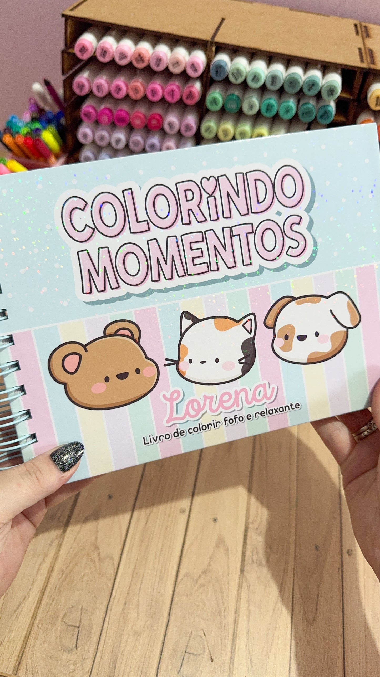 Caderno de colorir momentos